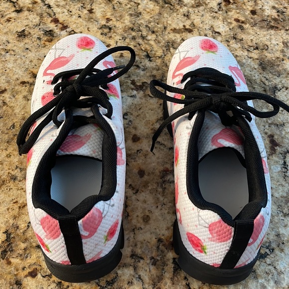 New Flamingo Tennis Shoes Sz 40 - Picture 2 of 4